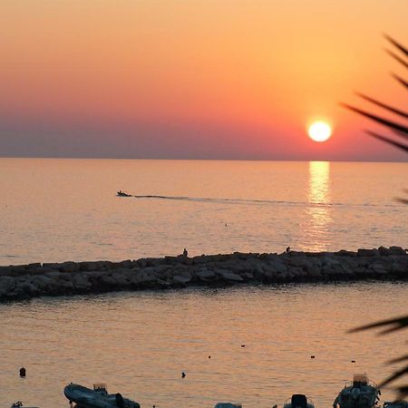 Blu Marine Casa A 10Mt Dalla Spiaggia Peschici Eksteriør bilde